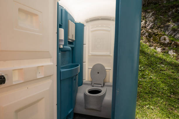 Best Construction site porta potty rental  in South Bend, WA